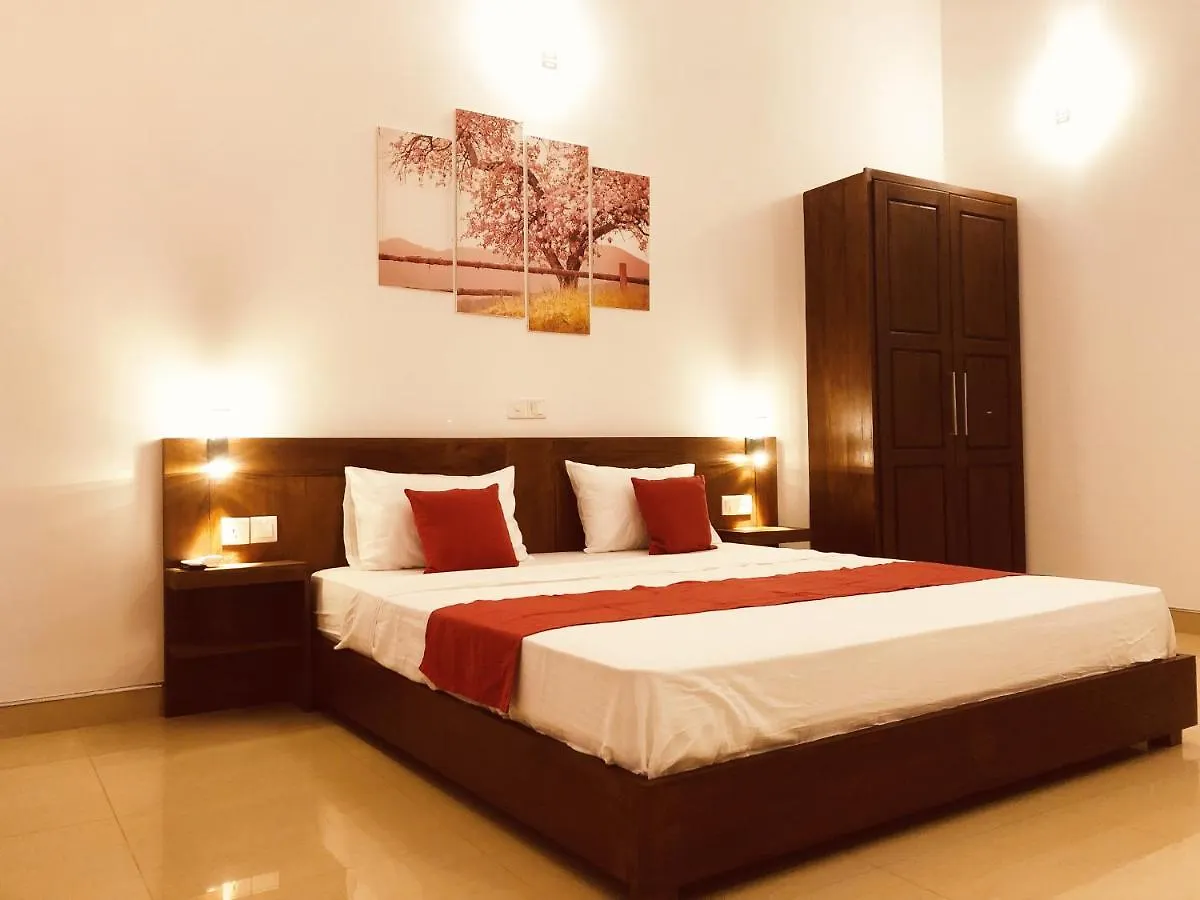 Hotel Grand Villa Negombo